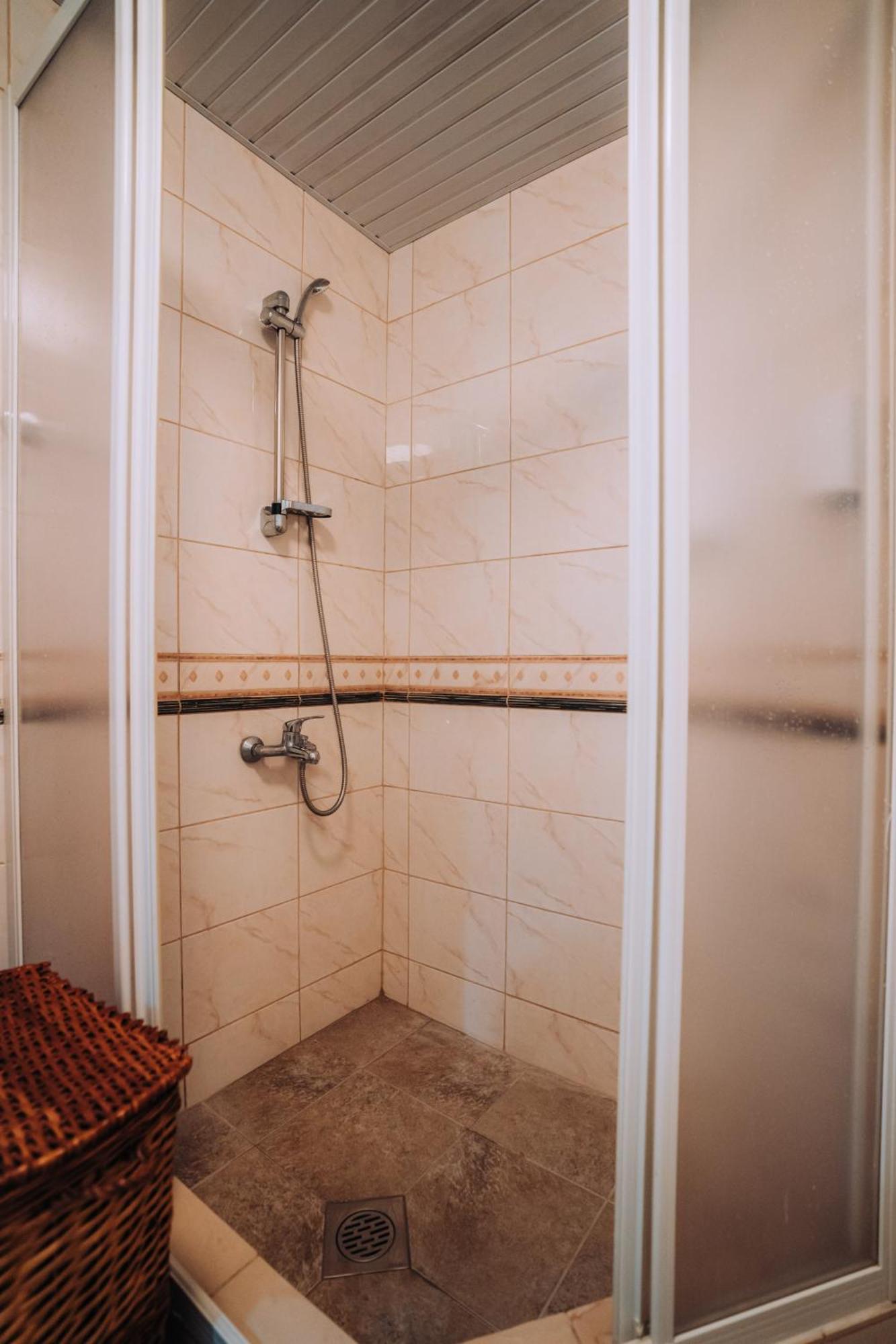 Krkulj Apartments โอครีด ภายนอก รูปภาพ